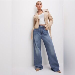 GOOD AMERICAN GOOD EASE WIDE RELAXED JEANS Size 12/31